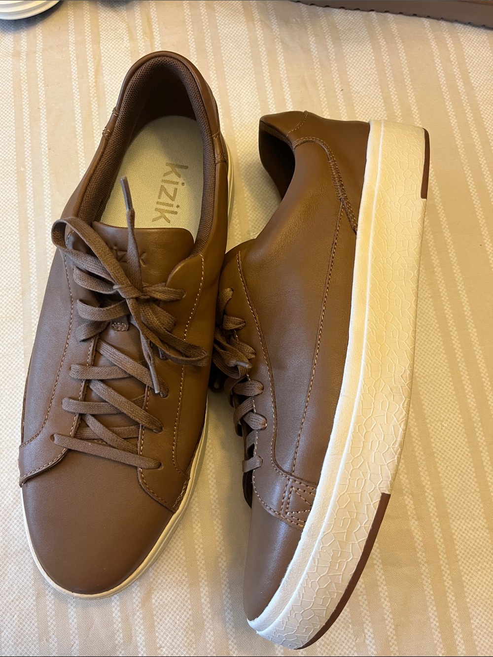 Kizik Men’s Brown Leather-Look Lace-Up Sneakers size 13W